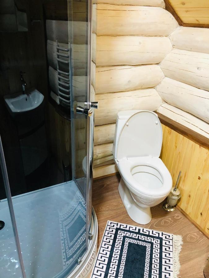 У Віти Котедж4 Synevyrsʼka Polyana Exterior foto